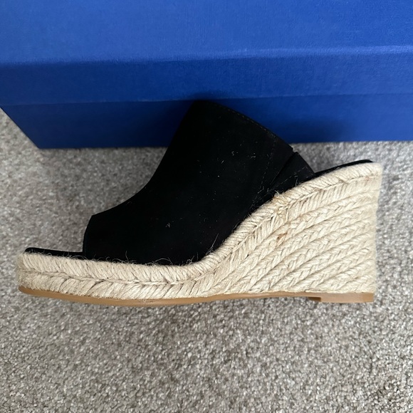 NWT Stuart Weitzman mules, suede leather, jute wedge, size 5 - Picture 4 of 7